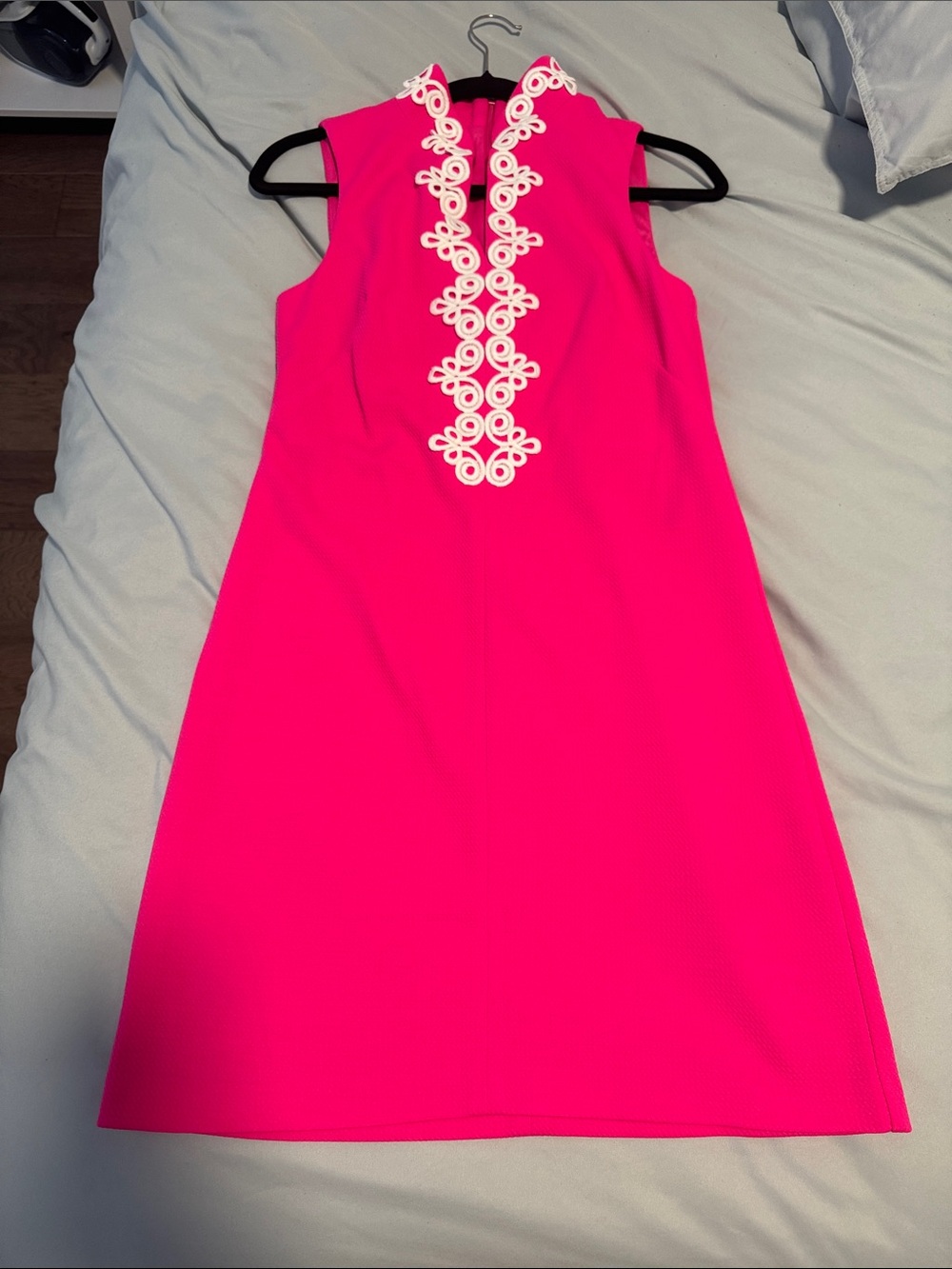Vince Camuto Hot Pink Sleeveless Shift Dress with White Embroidered Detail